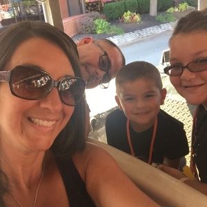 Meet your Posher, Angela